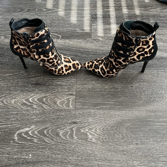 MICHAEL KORS booties - Picture 5 of 8